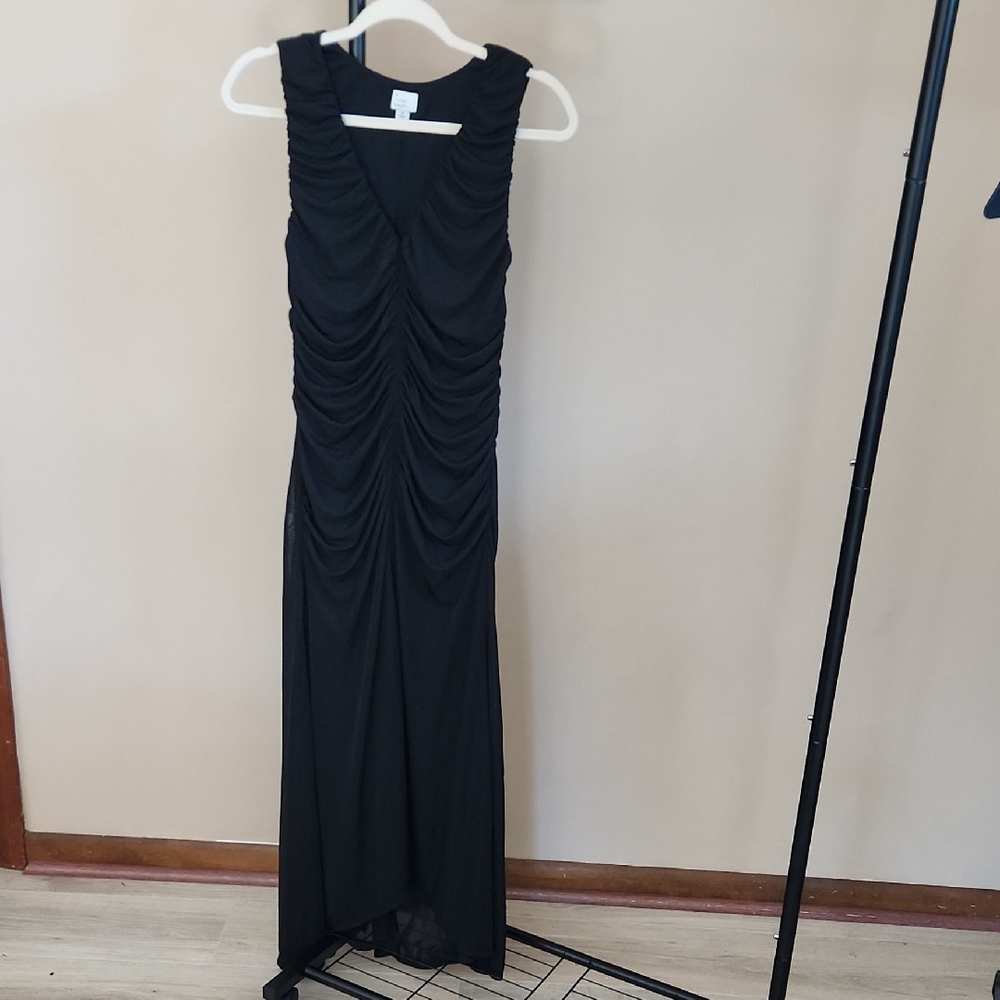 Chic Black Ruched Maxi Dress